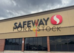 Safeway Grocery Store Exterior In Colorado