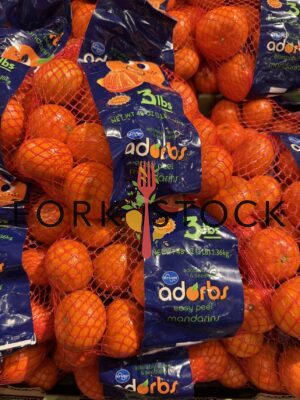 Mandarin Orange 3lb Bags At A Grocery Store